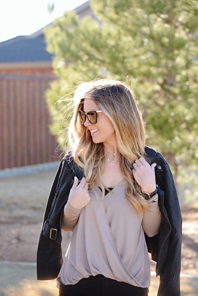 easy transitional look | faux suede moto jacket | sale finds | winter sale | kendra scott | spring collection kendra scott | shein top | how to wear black and blush