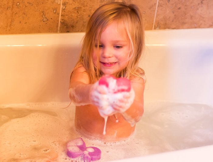 10 Ways to Make Bath Time Fun for Toddlers
