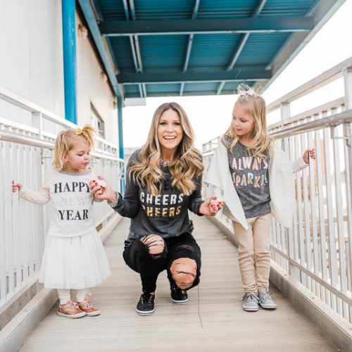 new years eve // new years day outfits for mom and kids // casual NYE outfits // sparkle new years outfits