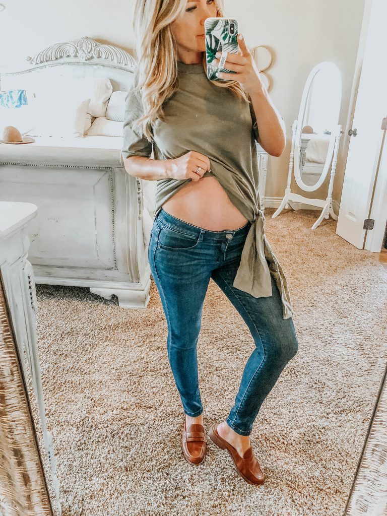 The Ultimate Maternity Jeans Review - Ashlee Nichols