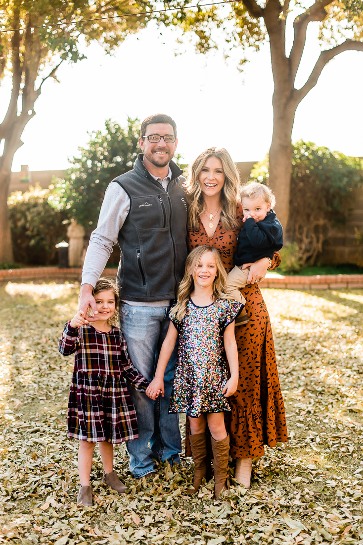 Family Photo Outfit Ideas Ashlee Nichols